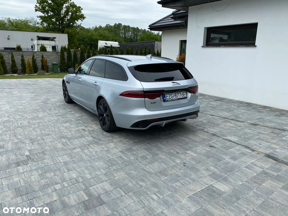 Jaguar XF - 3
