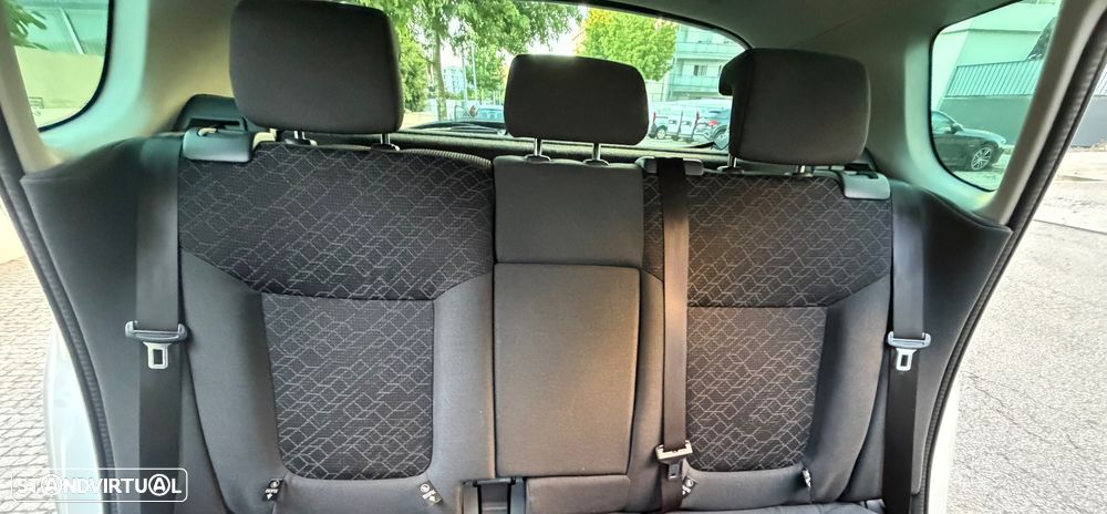 Peugeot 3008 1.6 HDi Style - 20