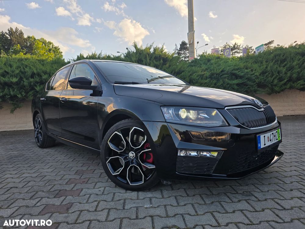 Skoda Octavia 2.0 TDI RS DSG - 2
