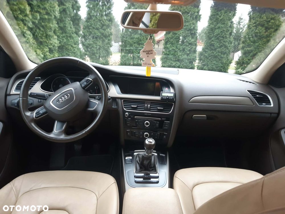 Audi A4 Avant 2.0 TDI - 11