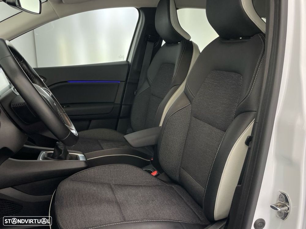 Renault Captur 1.0 TCe Techno Bi-Fuel - 18