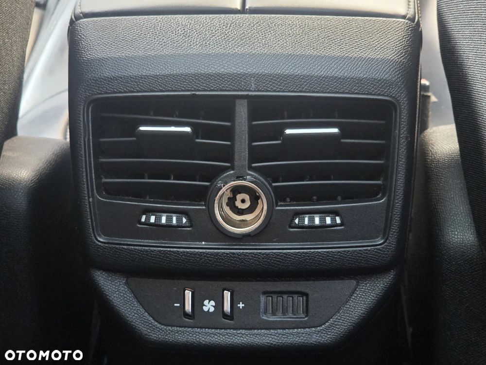 Peugeot 5008 1.6 BlueHDi Allure 7os - 34