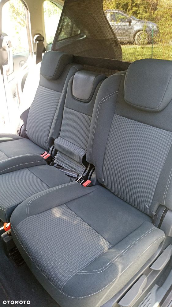Ford C-MAX 2.0 TDCi Titanium - 11