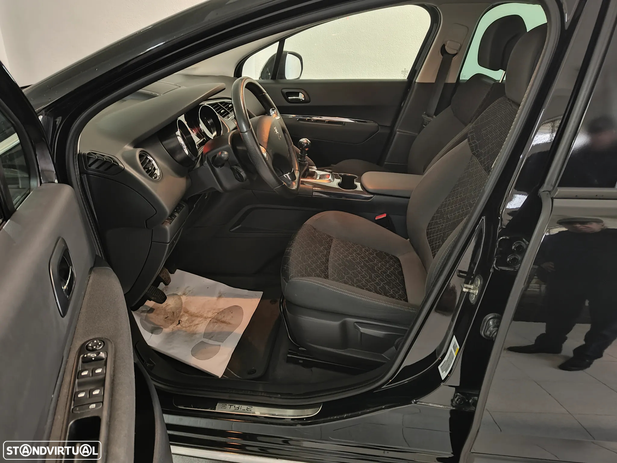 Peugeot 3008 1.6 BlueHDi Style - 9