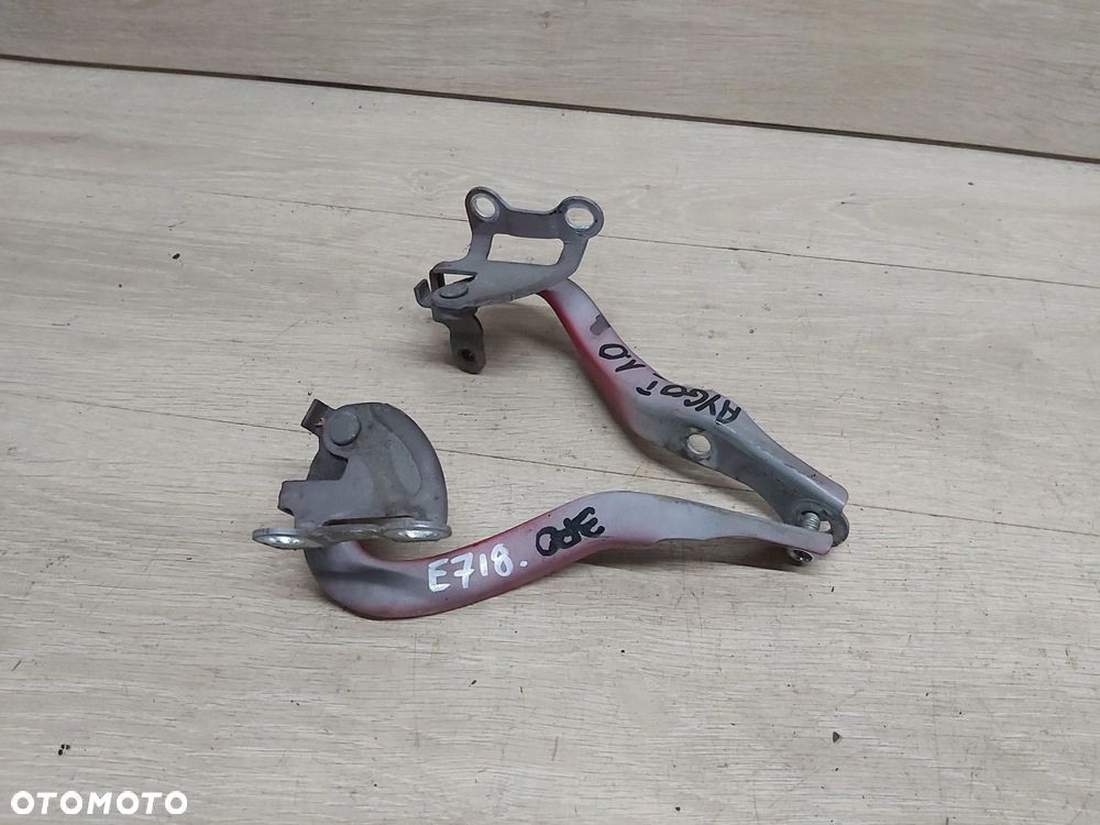 Toyota AYGO I 05-13 zawiasy zawias lewy prawy komplet 3p0 - 2