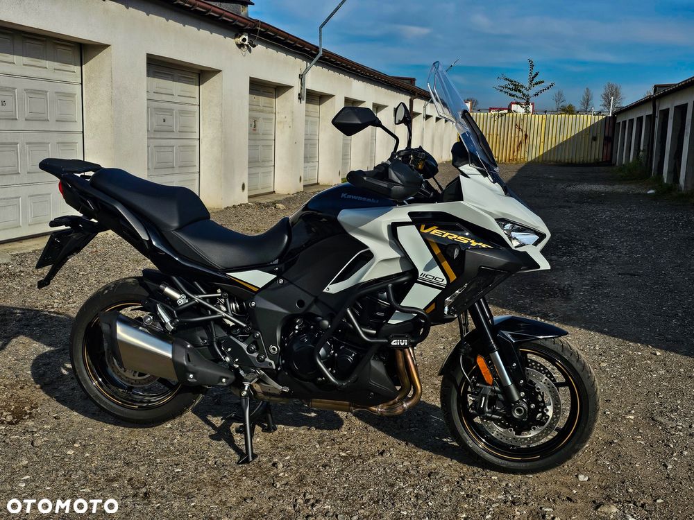 Kawasaki Versys 1000 - 9