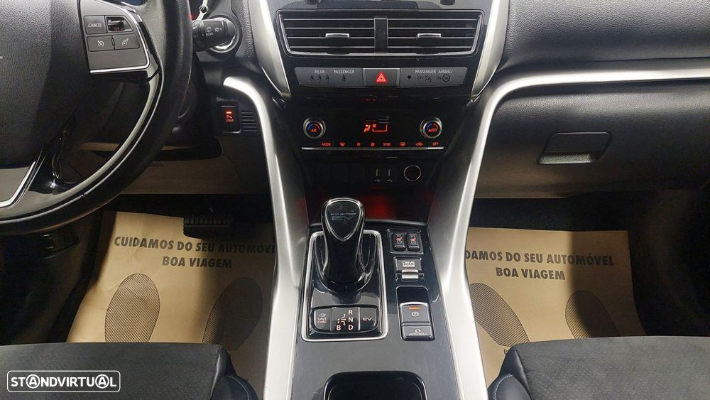 Mitsubishi Eclipse Cross 2.4 PHEV eMotion - 19