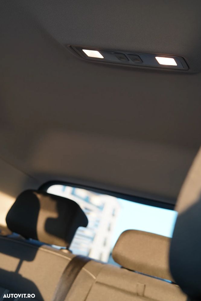 Volkswagen T-Roc 1.5 TSI DSG Sport - 27