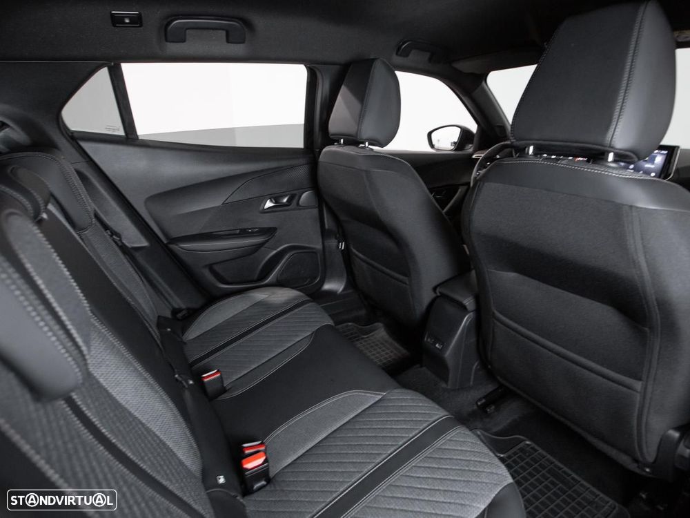 Peugeot 2008 1.2 PureTech Allure EAT8 - 10