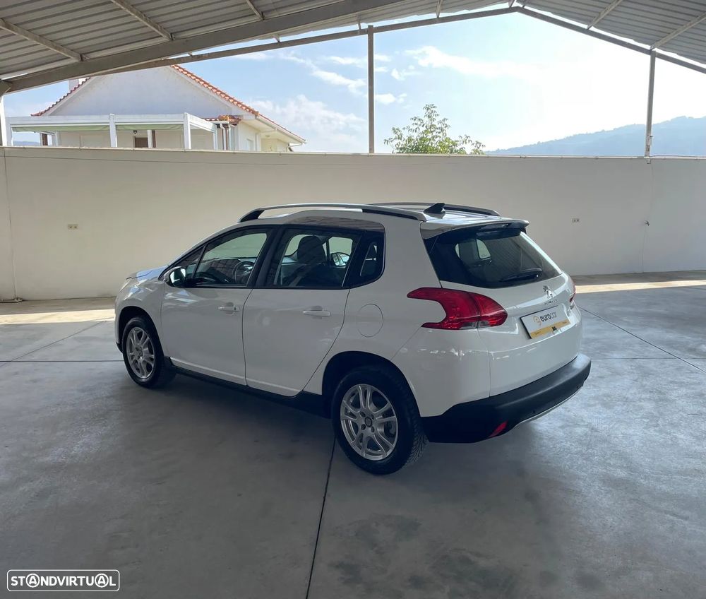 Peugeot 2008 1.2 VTi Access - 3