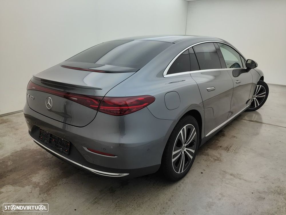 Mercedes-Benz EQE - 3