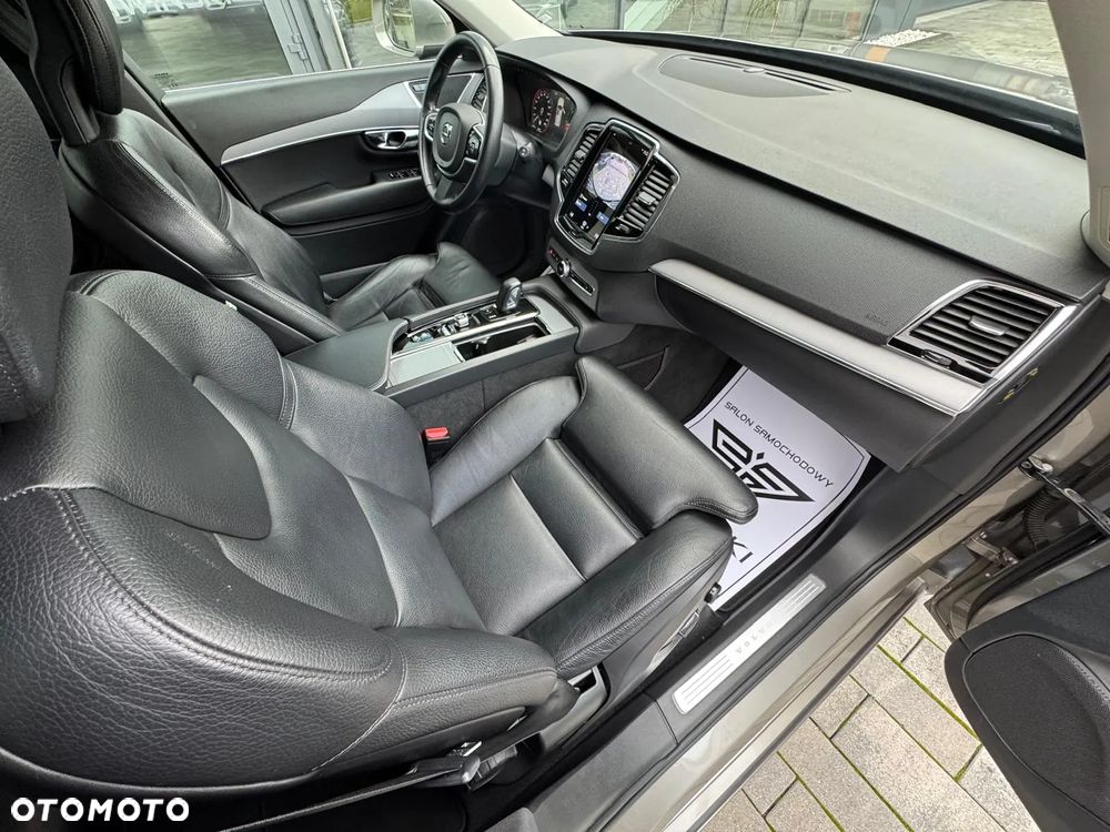 Volvo XC 90 B5 D AWD Geartronic Inscription - 22