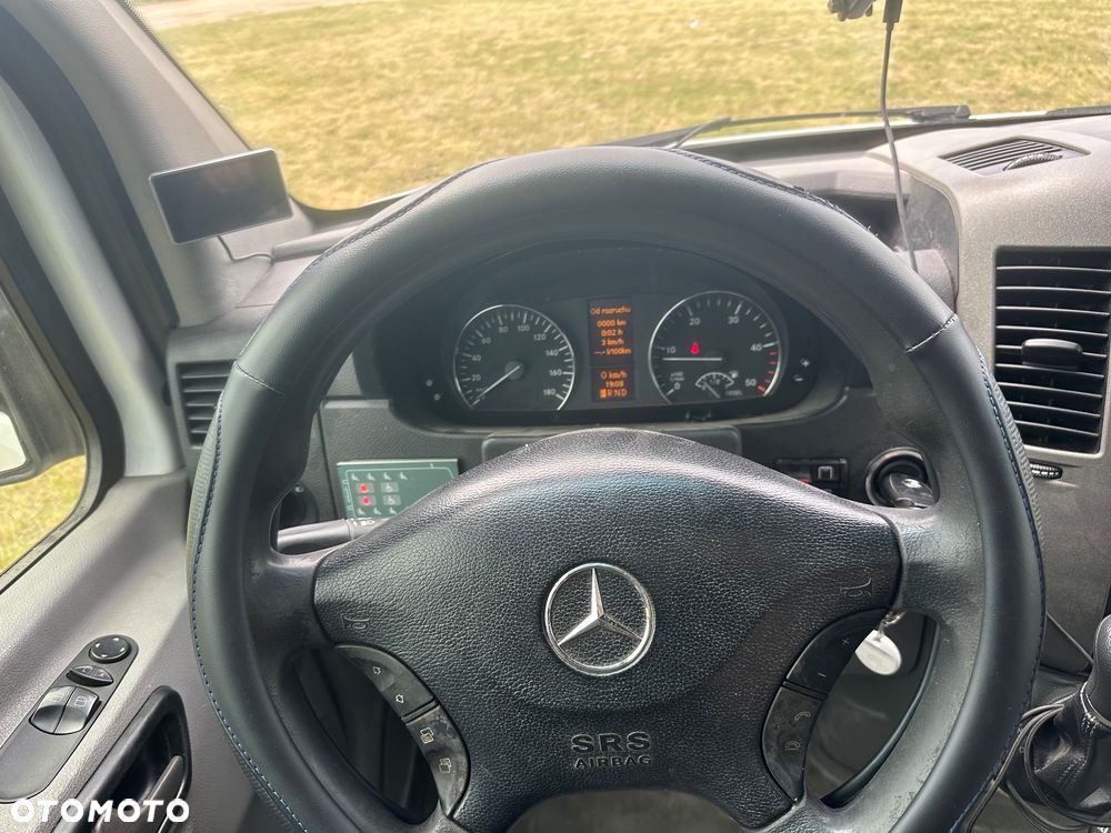 Mercedes-Benz Sprinter (BlueTec) 906.211 7G-TRONIC Plus - 8