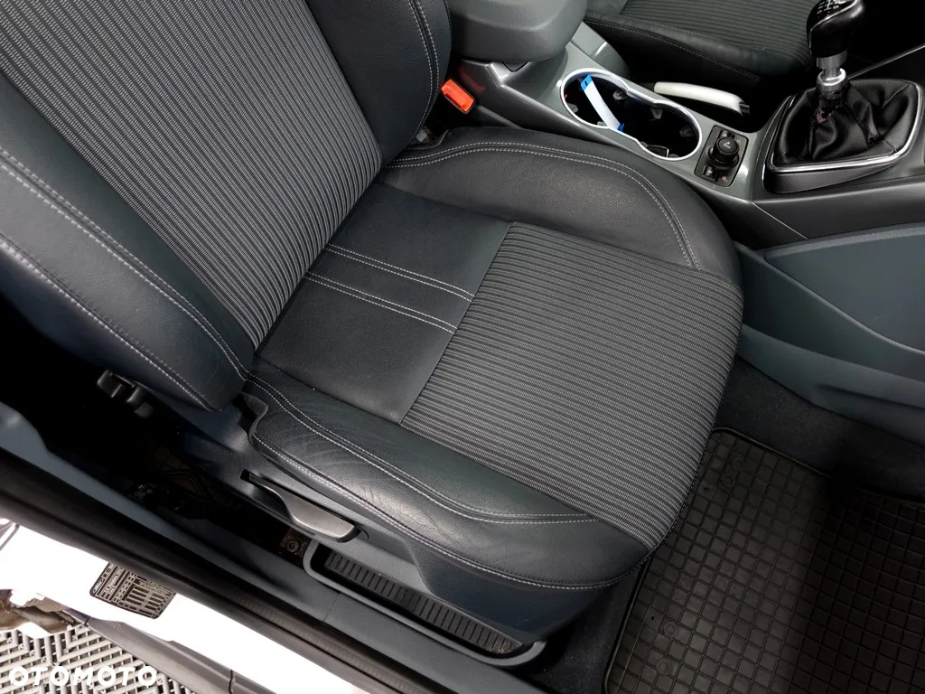 Ford C-MAX 2.0 TDCi Titanium - 13