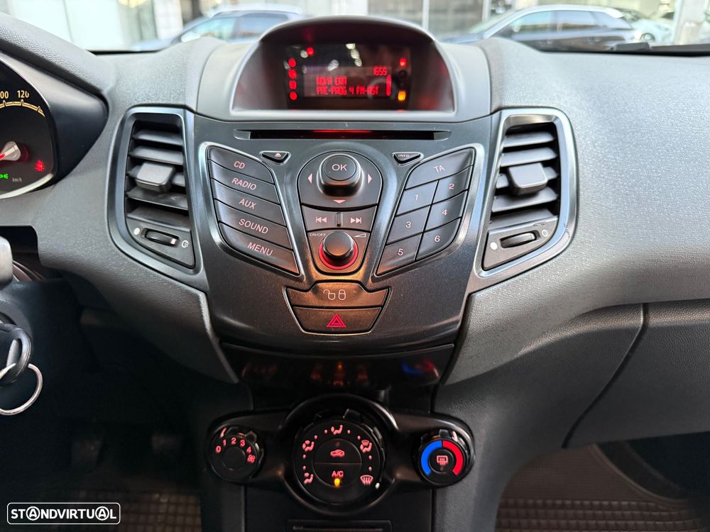 Ford Fiesta 1.4 TDCI Ambiente - 13
