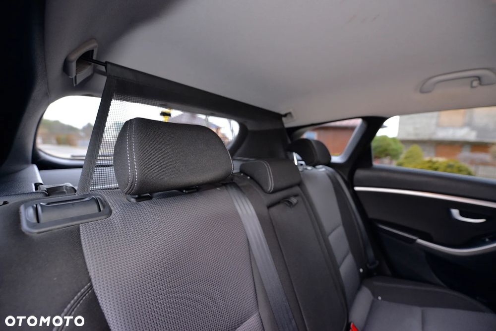 Hyundai i30 1.6 CRDI DCT Premium - 16