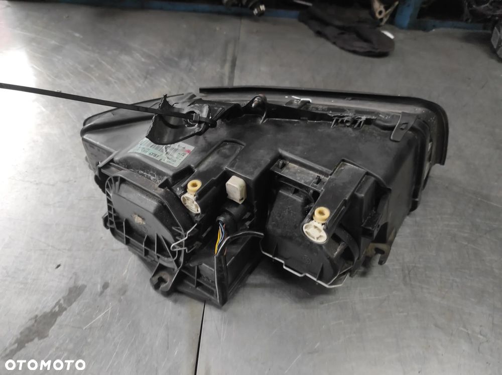 LAMPA LEWA PRZEDNIA LEWY PRZÓD AUDI A4 B6 SOCZEWKA H7 ..Q..  WYSYŁKA !!! - 5