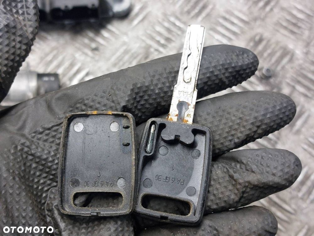 ZESTAW STARTOWY AUDI A4 B5 1.9 TDI 038906018BF 4B0905851C 8D0919861F - 4