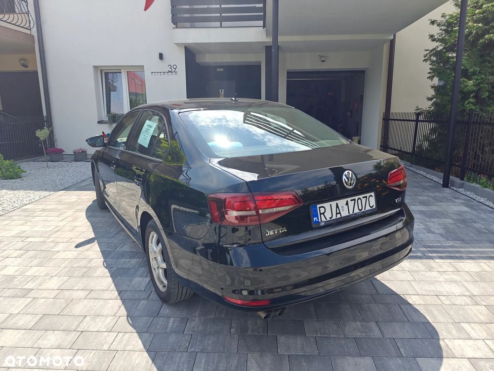 Volkswagen Jetta 2.0 TDI DPF BMT Trendline - 5
