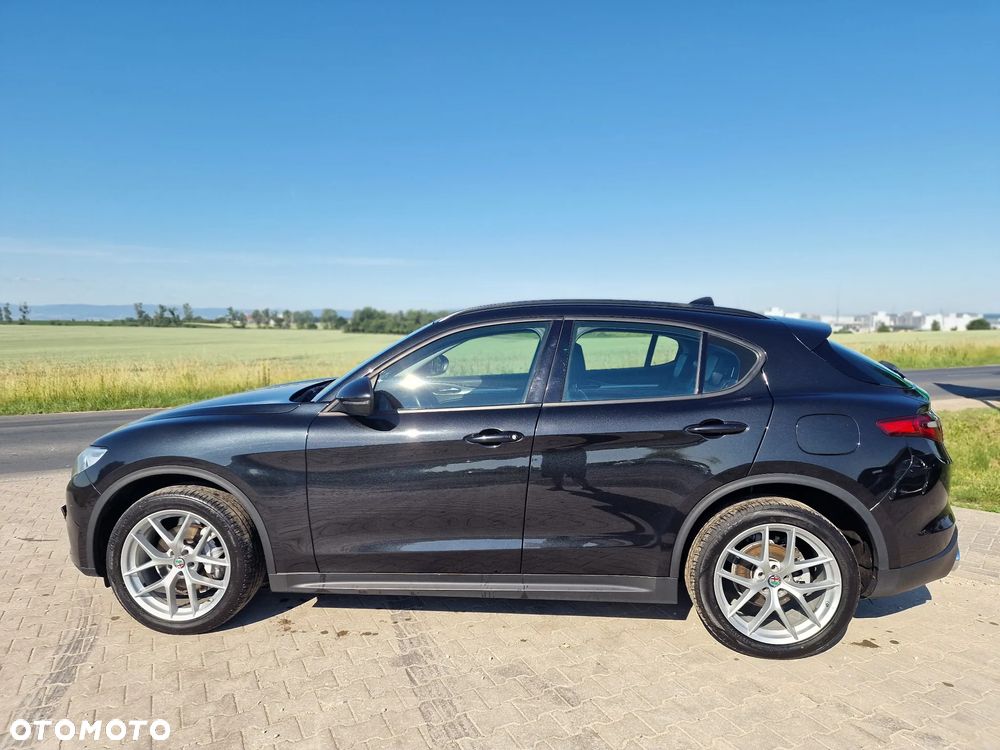 Alfa Romeo Stelvio 2.2 16V AT8 Q4 Intensa - 14