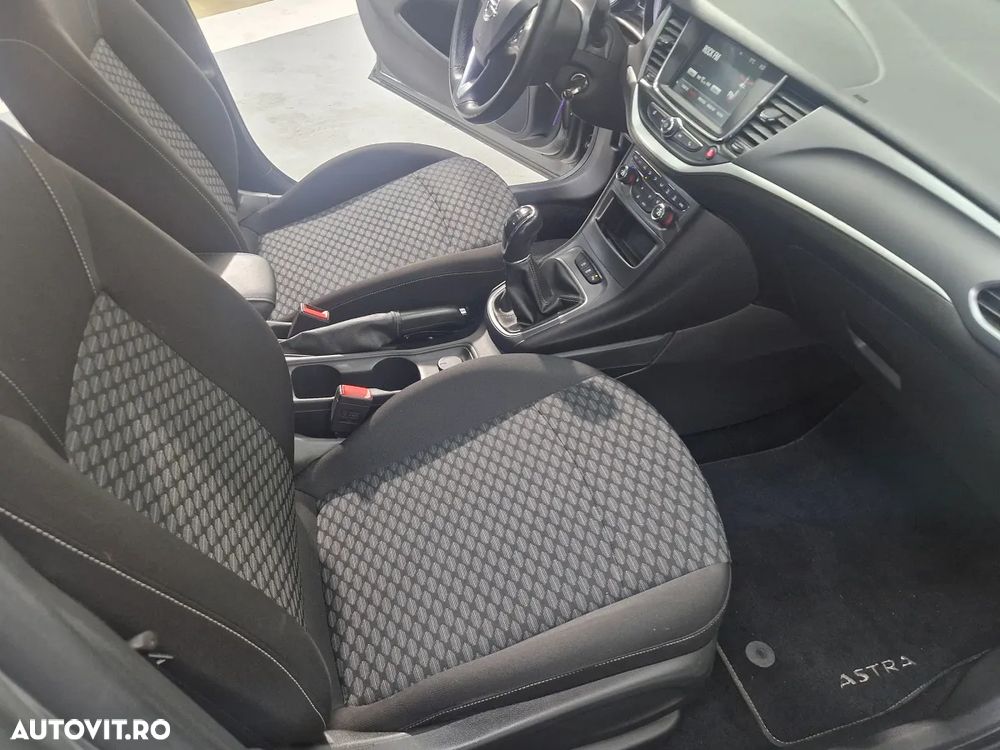 Opel Astra 1.4 Turbo ECOTEC Innovation - 11