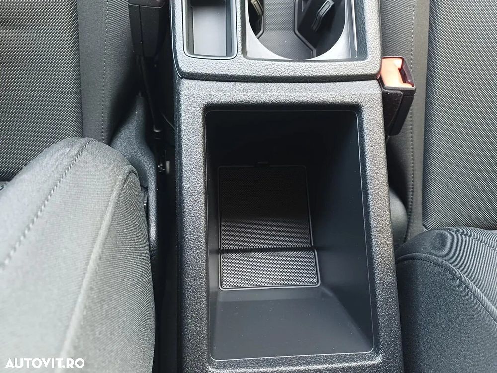 Audi Q3 2.0 40 TFSI S tronic quattro - 28