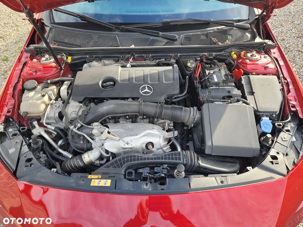 Mercedes-Benz CLA - 24