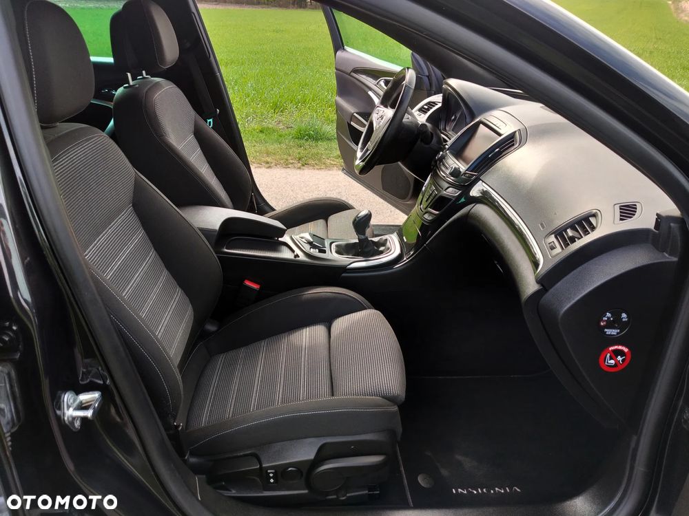 Opel Insignia 2.0 CDTI 4x4 ecoFLEX Start/Stop Business Innovation - 19