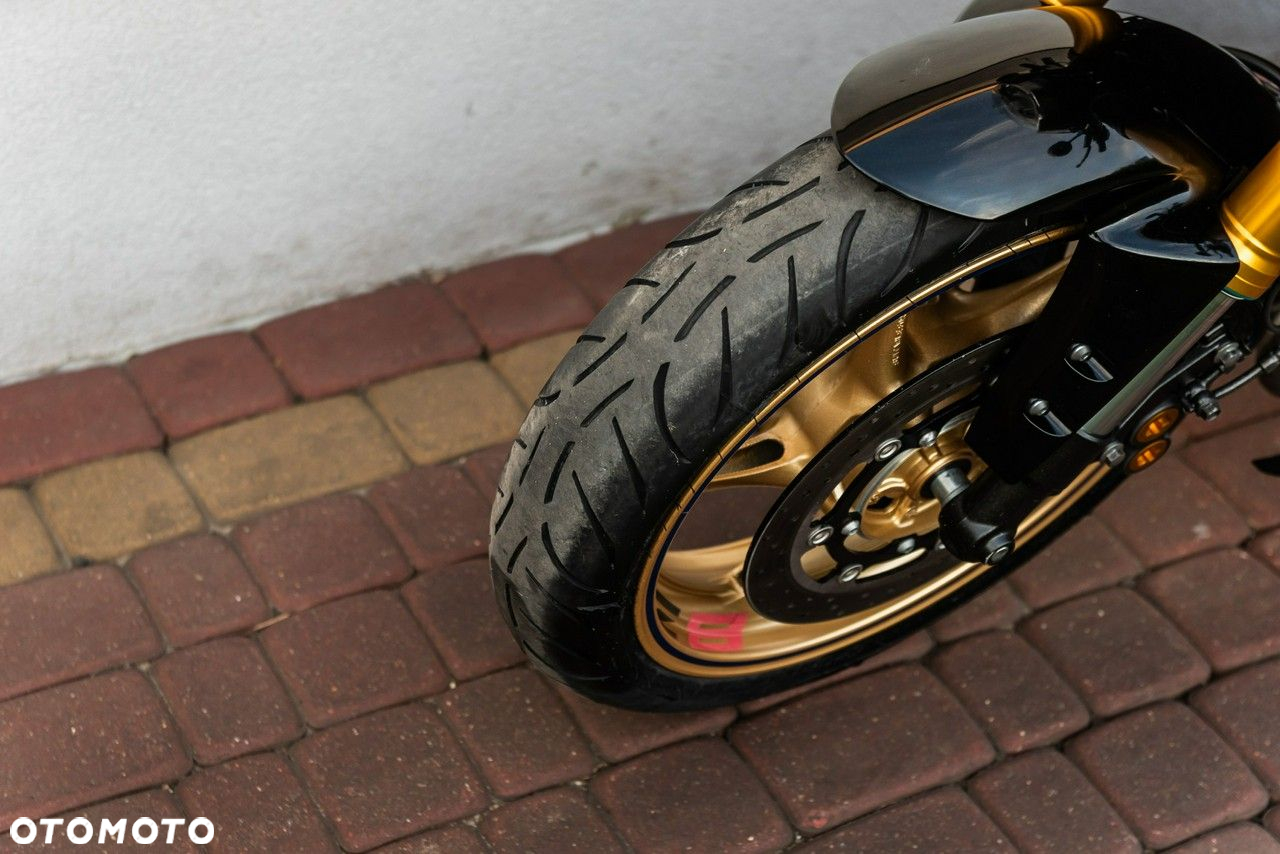 Yamaha FZ - 7