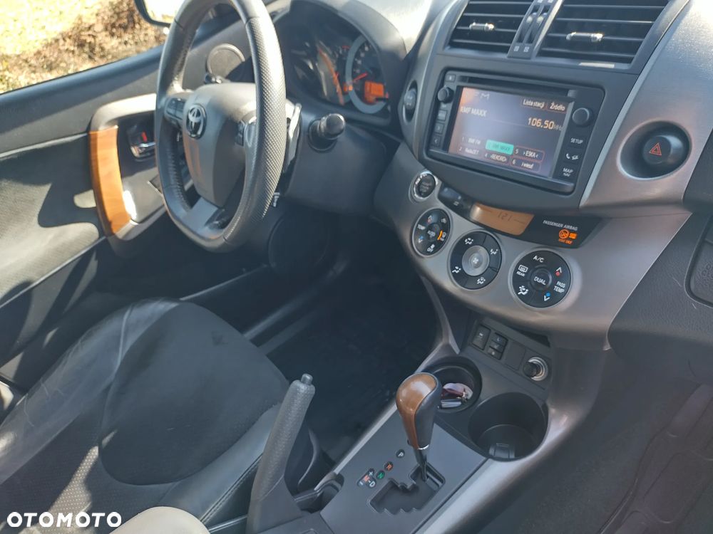 Toyota RAV4 2.0 VVT-i Premium MS - 13