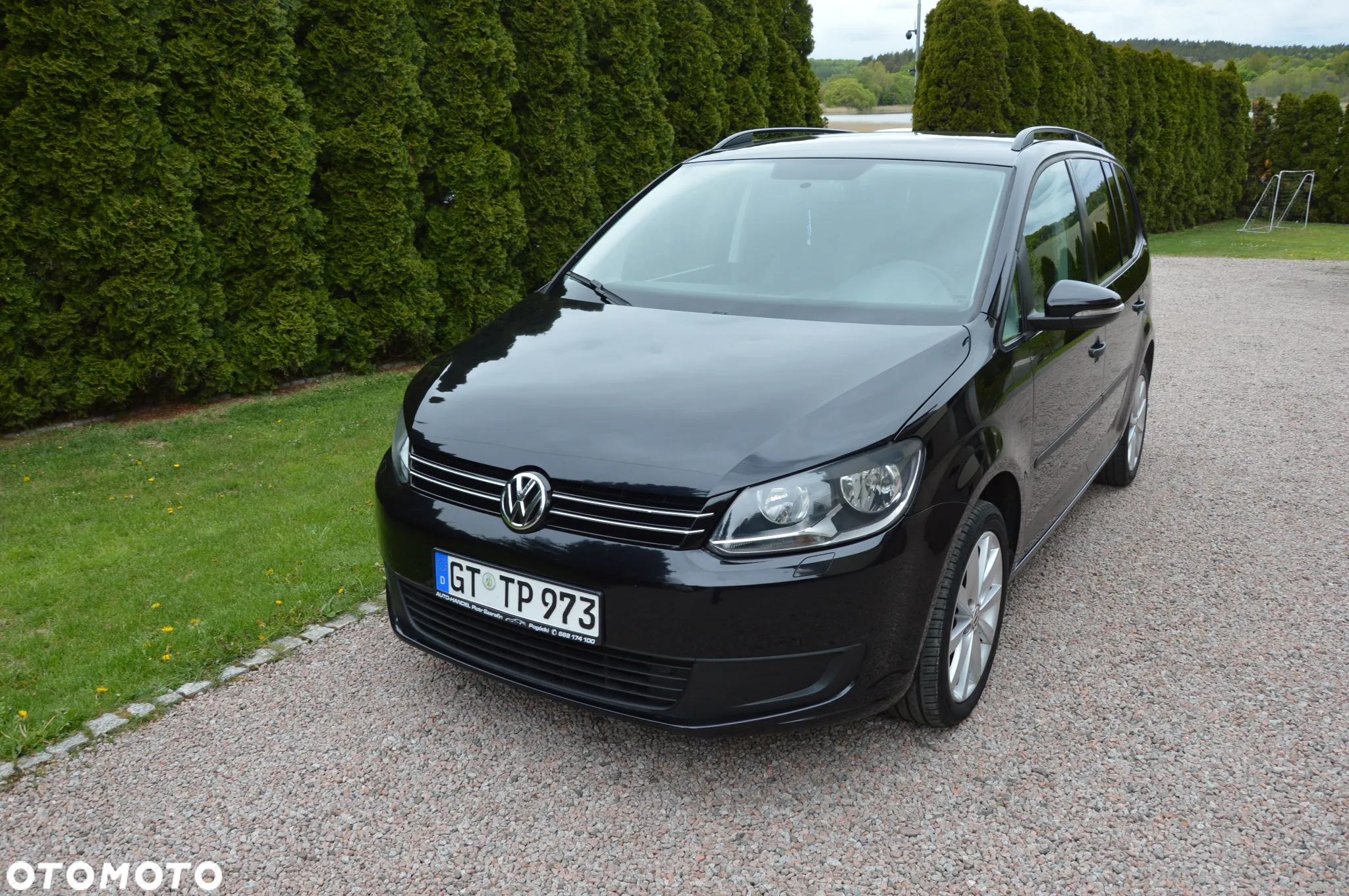 Volkswagen Touran - 13