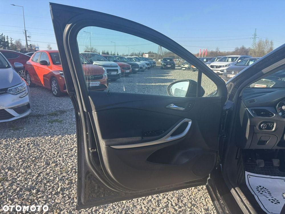 Opel Astra - 16