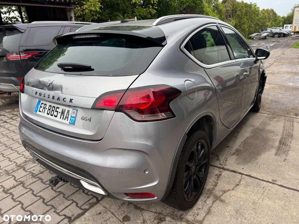 Citroën DS4 Cross 1.6 BlueHDi Be Chic S&S EAT6 - 28