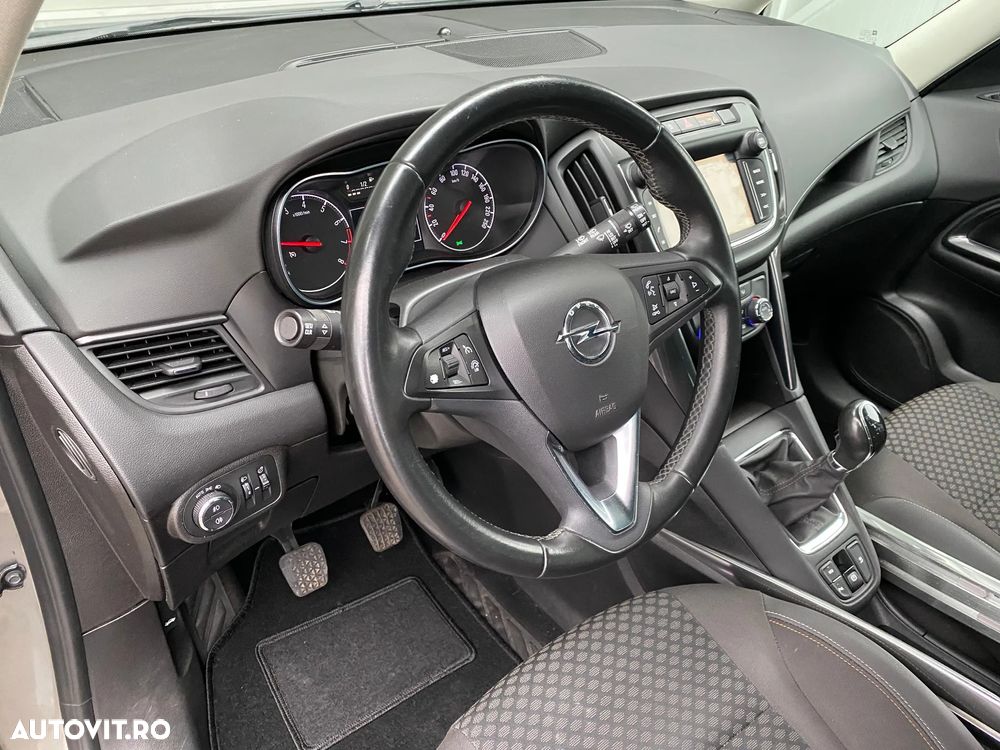 Opel Zafira - 7