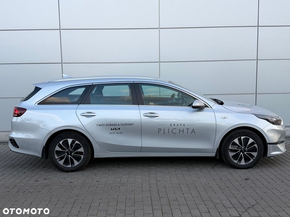 Kia Ceed - 4