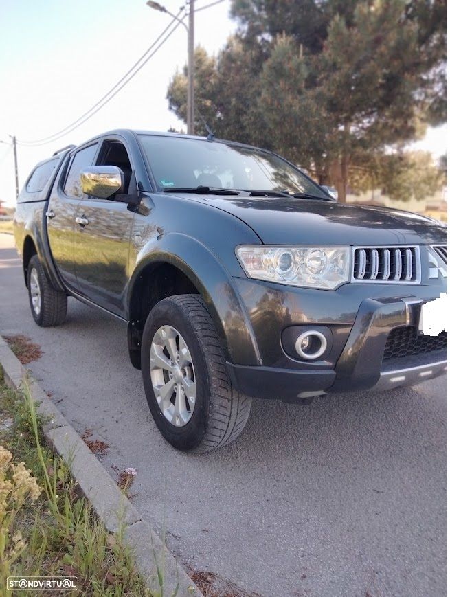 Mitsubishi L200 Pick Up 4x4 Auto DPF Intense Cabine Dupla - 2