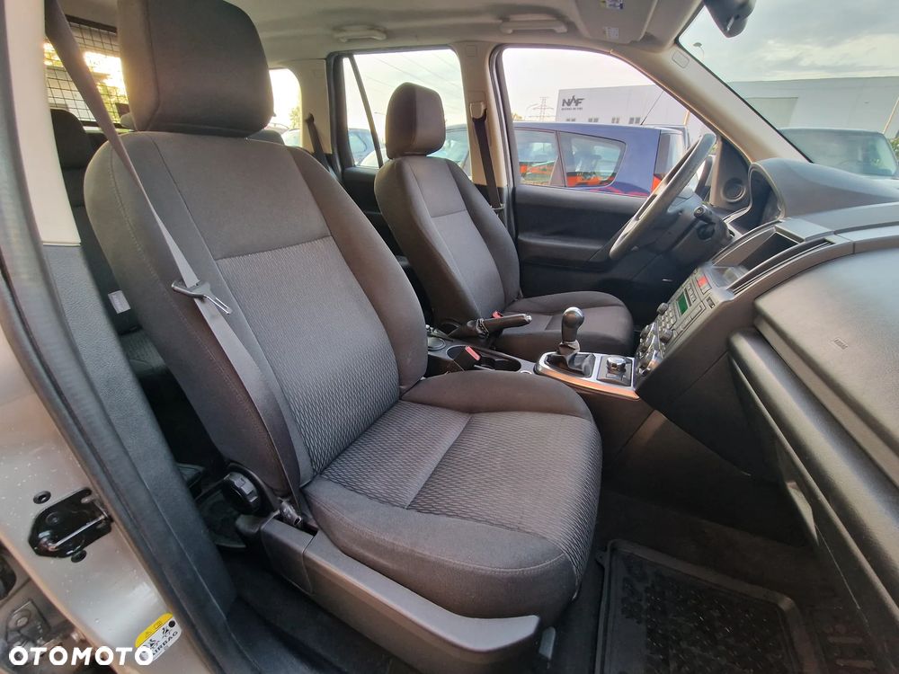 Land Rover Freelander 2.2 eD4 SE - 22