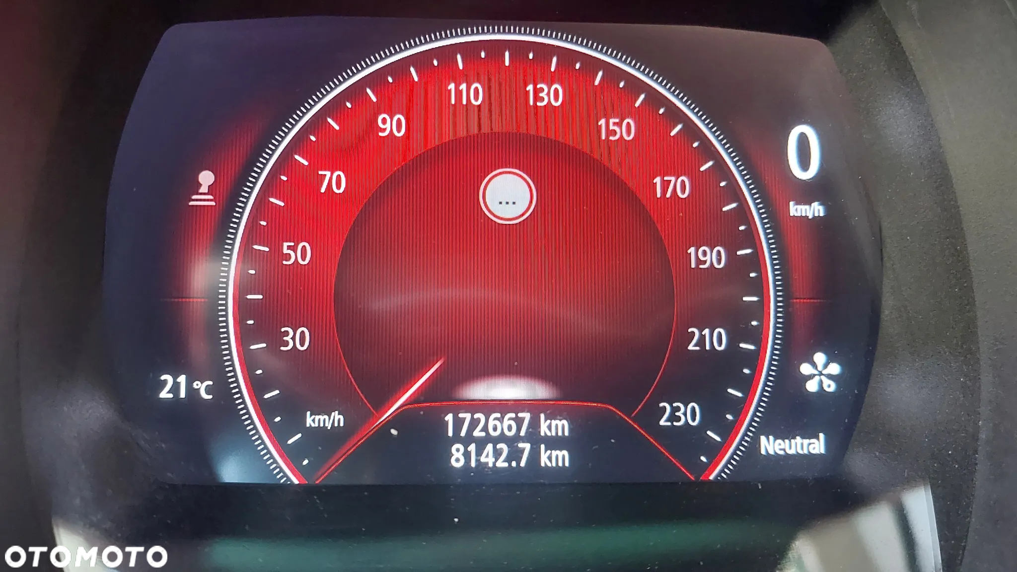 Renault Megane ENERGY TCe 130 BOSE EDITION - 21