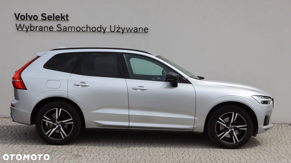 Volvo XC 60 B5 D AWD R-Design - 8