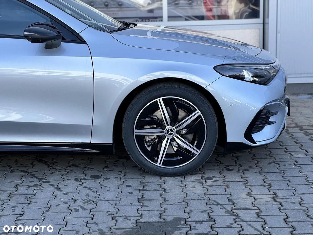 Mercedes-Benz CLA - 8