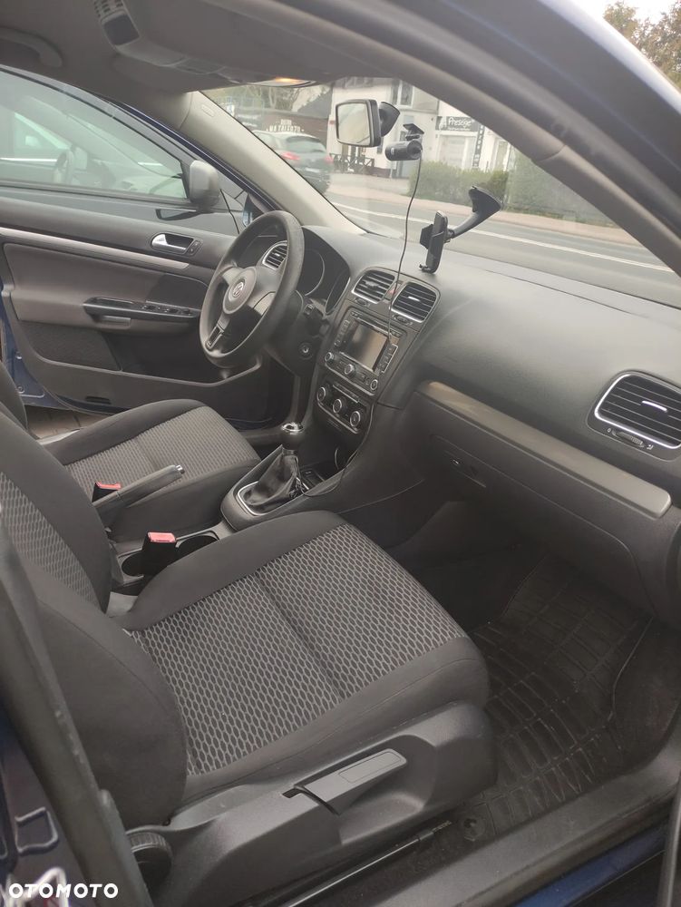 Volkswagen Golf - 10