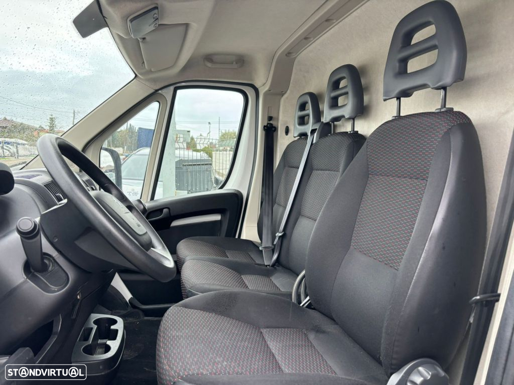 Peugeot BOXER 2.0 BlueHDI 335 L3H3 Premium - 8