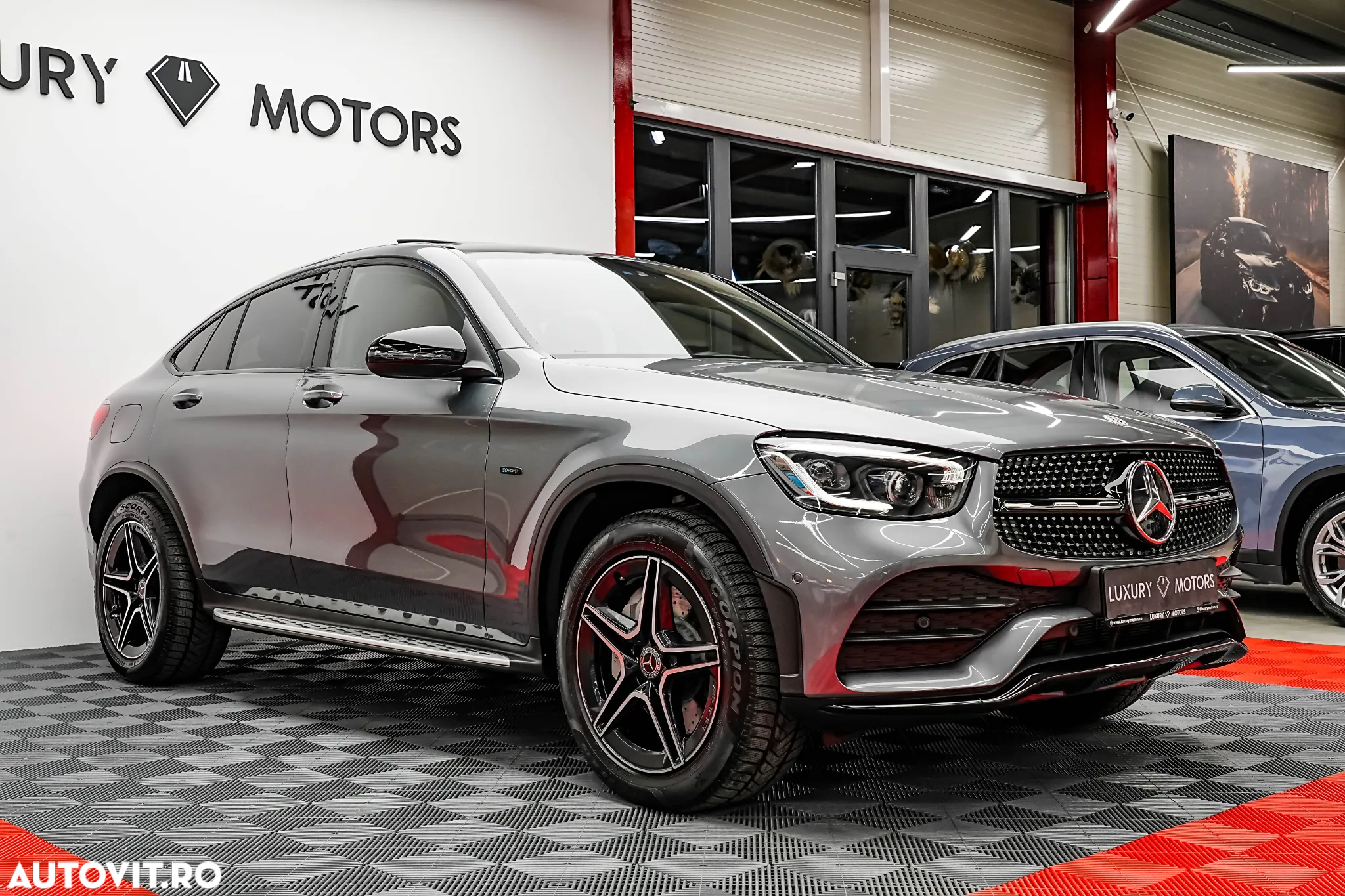 Mercedes-Benz GLC Coupe 300 de 4Matic 9G-TRONIC AMG Line Plus - 9