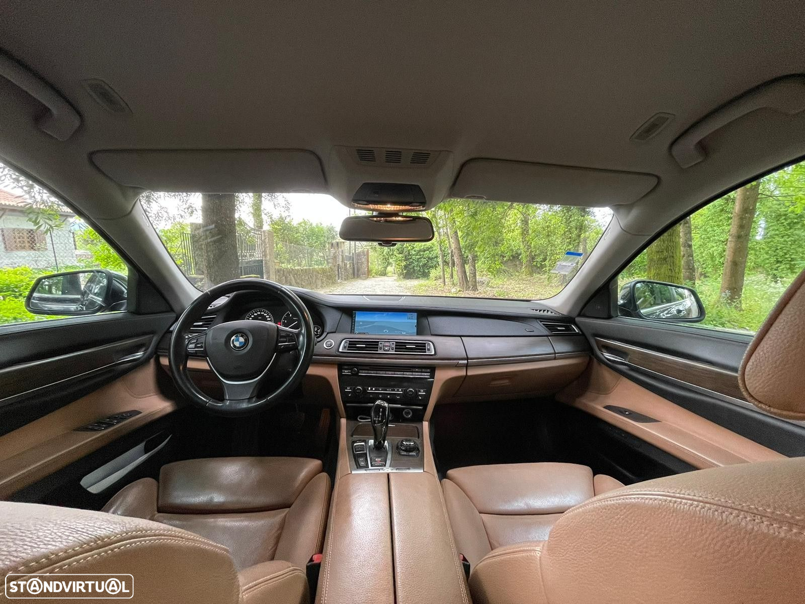 BMW 740 d - 10