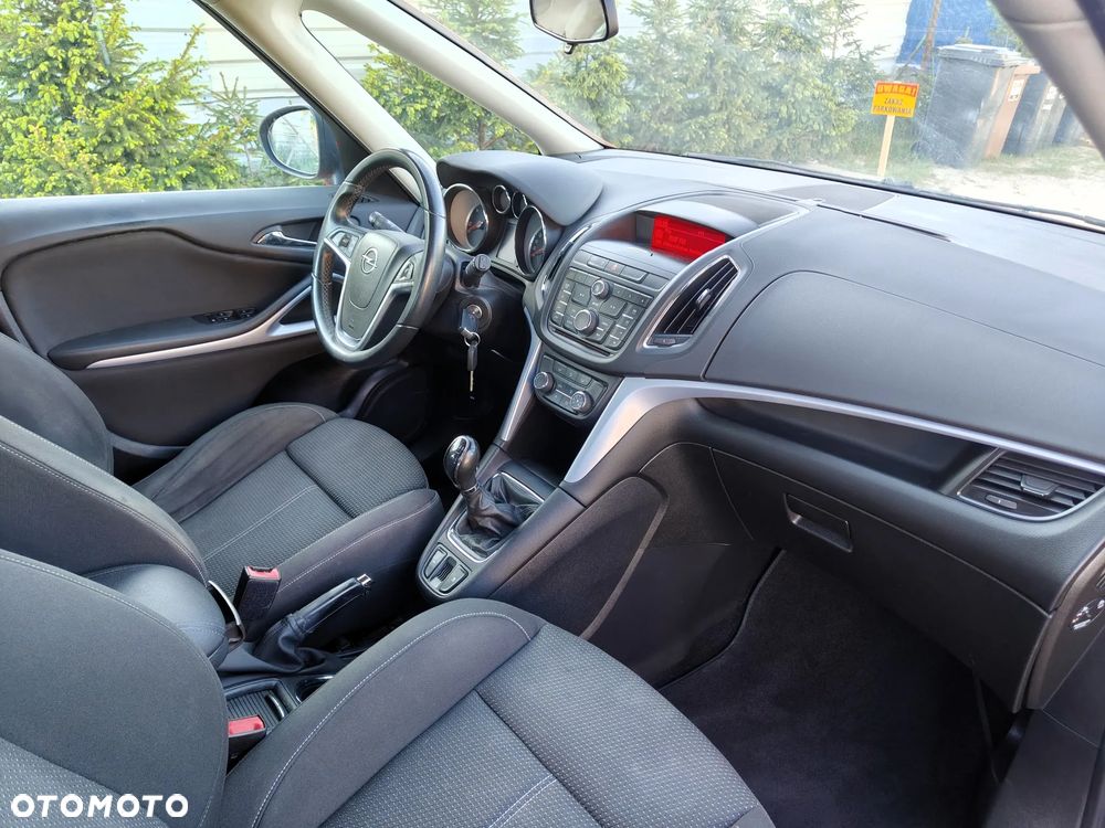 Opel Zafira Tourer 2.0 CDTI Edition - 21