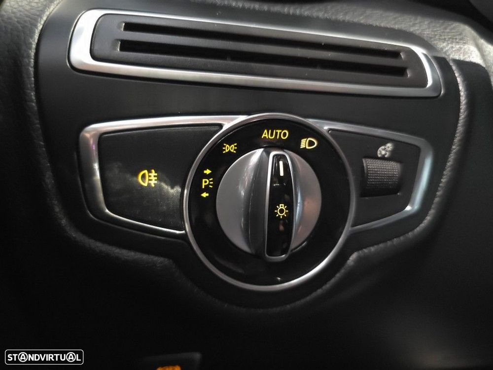 Mercedes-Benz C 200 BlueTEC AMG Line - 32