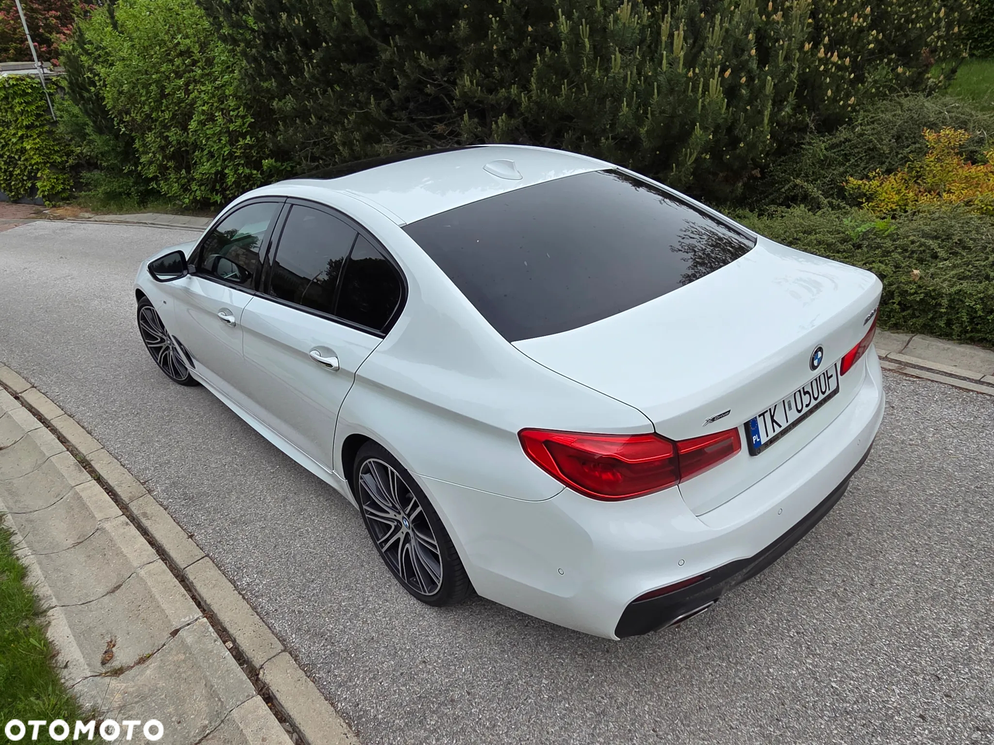 BMW Seria 5 530d xDrive M Sport sport - 9