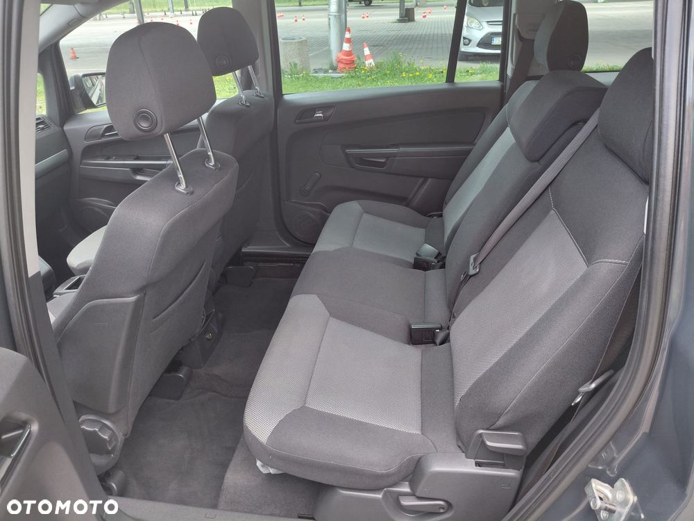 Opel Zafira 1.8 Active - 17
