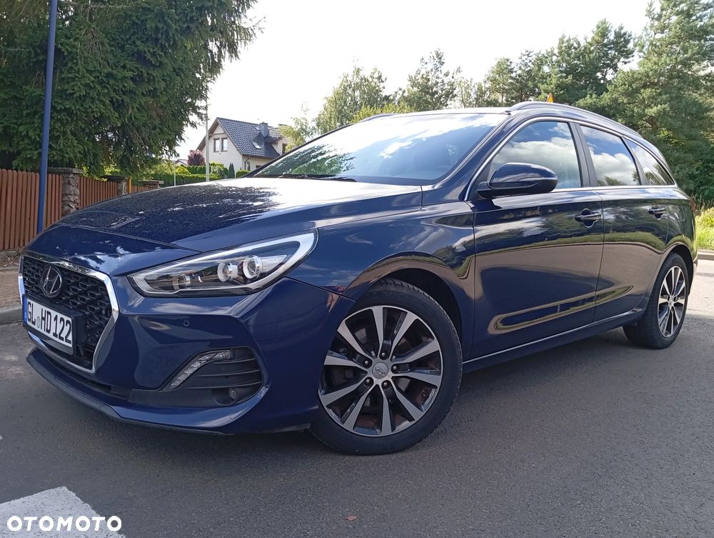 Hyundai i30 1.6 CRDI Premium - 1