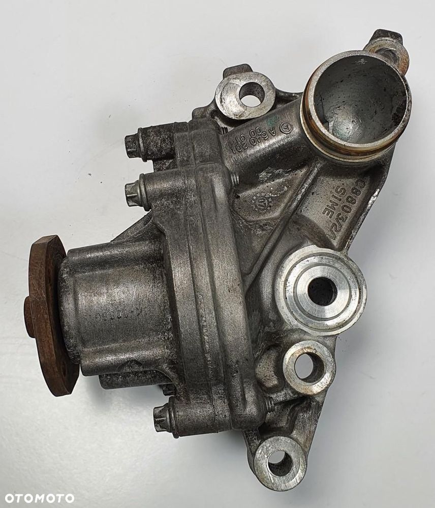 PODSTAWA POMPY WODY MERCEDES W245 CDI A6402010001 - 4